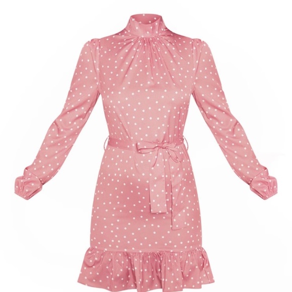 NWT Pretty Little Thing Dress - Picture 6 of 7